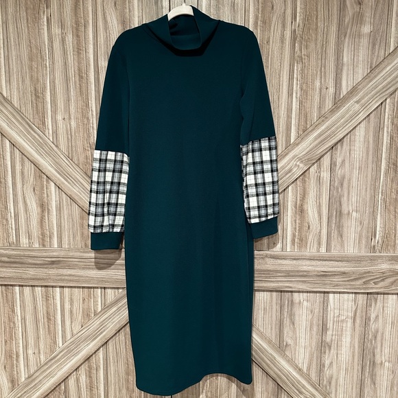 NWOT Plaid Panel Mock Neck Shirt Dress - Picture 7 of 11